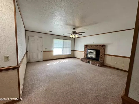 2389 Whichards Beach Rd, Chocowinity, NC 27817 photo 9