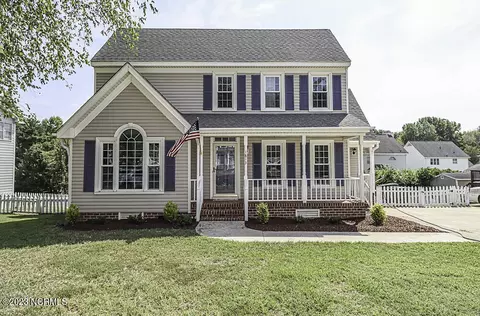 1813 Sparrow Hawk Ln, Rocky Mount, NC 27804