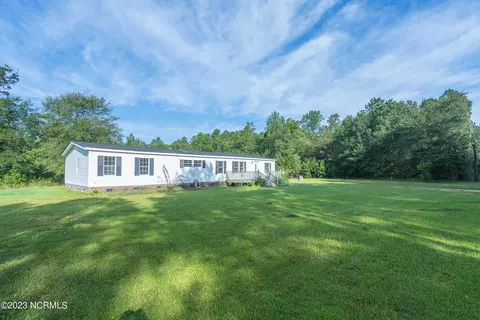 164 Kristy Dodson Ln, Wallace, NC 28466 photo 3
