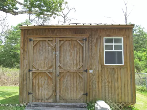 259 Croaker St, Davis, NC 28524 photo 27