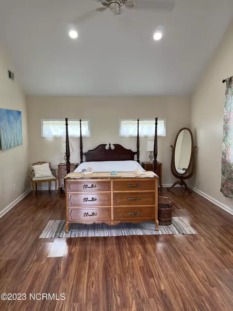 259 Croaker St, Davis, NC 28524 photo 13