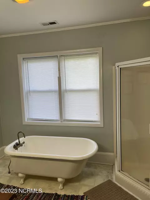 259 Croaker St, Davis, NC 28524 photo 22