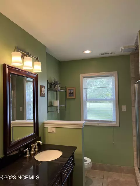 259 Croaker St, Davis, NC 28524 photo 16
