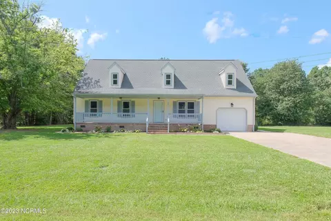 1006 Stacie Dr, Elizabeth City, NC 27909