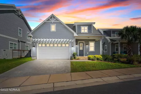 4053 Tamarisk Ln, Wilmington, NC 28409