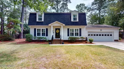 306 Walnut Creek Dr, Goldsboro, NC 27534
