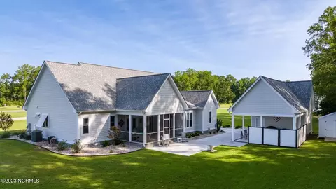 31 Sailmaker Loop, Minnesott Beach, NC 28510 photo 4