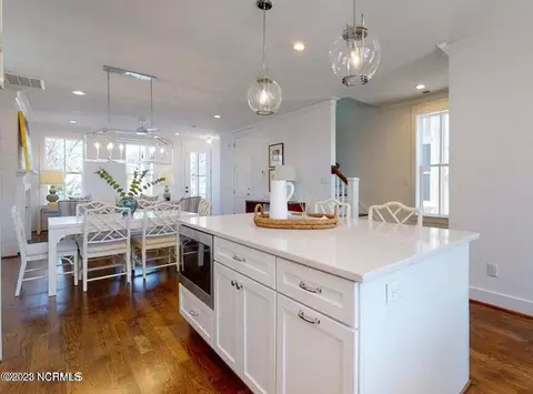 229 E Water St, Washington, NC 27889 photo 9