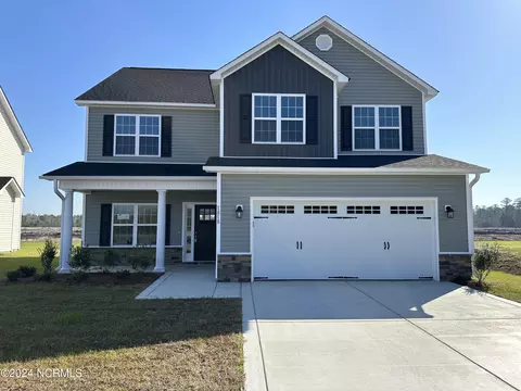 1818 Olde Towne Pointe Blvd, Jacksonville, NC 28546