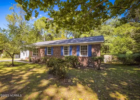 336 Lullwater Dr, Wilmington, NC 28403