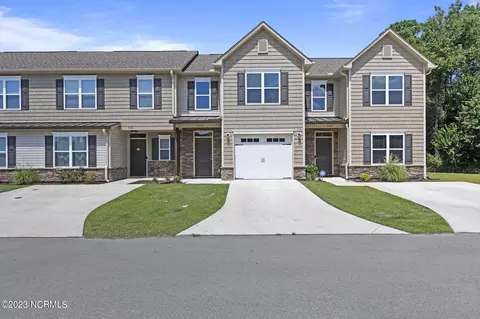 334 Glenellen Loop Rd, Midway Park, NC 28544