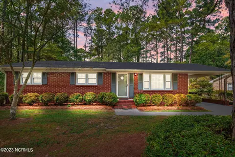 1306 Maurice Dr, Tarboro, NC 27886
