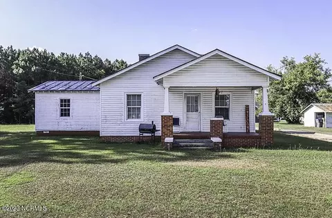 7247 Hunter Hill Rd, Rocky Mount, NC 27804