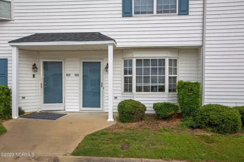 3955 Sterling Pointe Dr #PPP8, Winterville, NC 28590