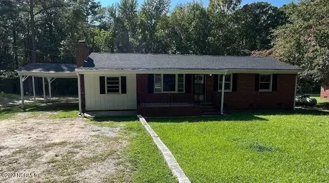 9136 Tar River Church Rd, Elm City, NC 27822