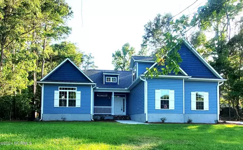 362 Mallard Bay Rd, Hampstead, NC 28443