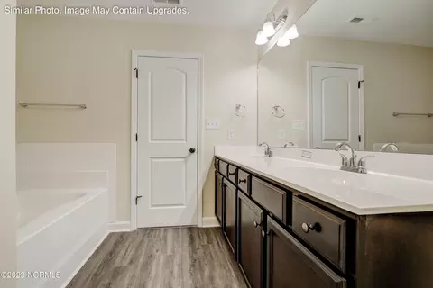 709 W Warner Ct, Hubert, NC 28539 photo 20