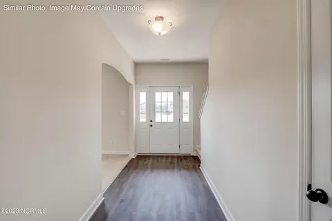709 W Warner Ct, Hubert, NC 28539 photo 3