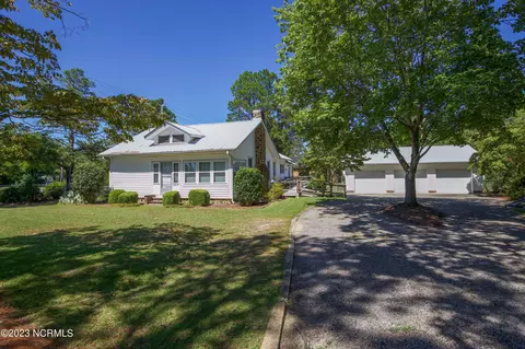 110 E Philadelphia Ave, Pinebluff, NC 28373 photo 9