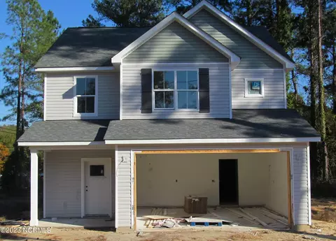 401 Sanborn St, Aberdeen, NC 28315