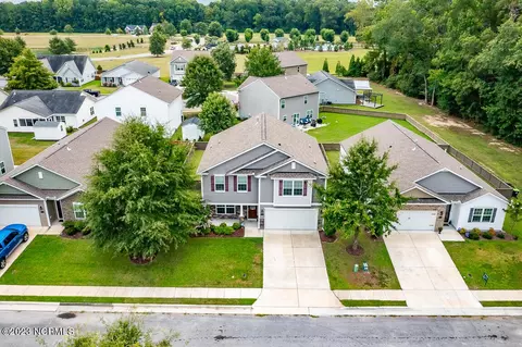 208 Frida Rd, New Bern, NC 28560 photo 3