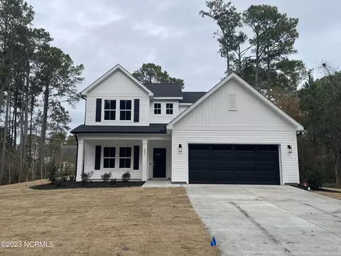 231 Weathersbee Dr, Hampstead, NC 28443