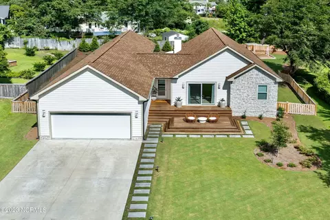 309 Friday Dr, Wilmington, NC 28411