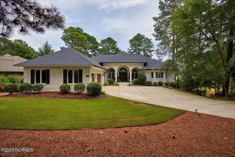 131 Shaw Dr, West End, NC 27376