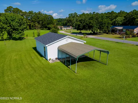143 N Elmhurst St, Clarkton, NC 28433