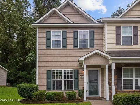 27 E Doris Ave #401, Jacksonville, NC 28540