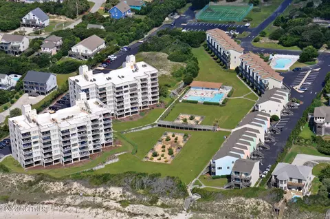 8801 Reed Dr #513, Emerald Isle, NC 28594