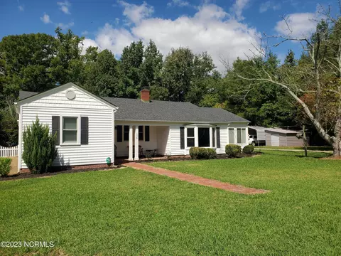 104 Villa Dr, Elizabeth City, NC 27909