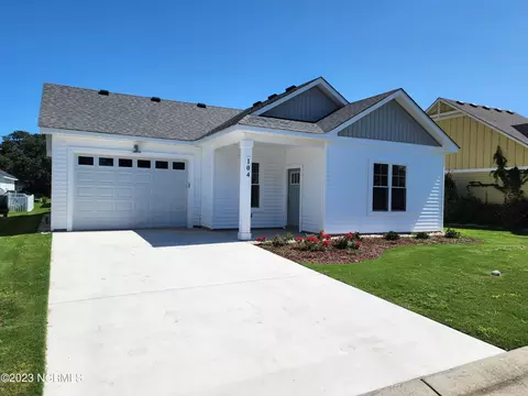 104 Yacht Club Ln, Grandy, NC 27939