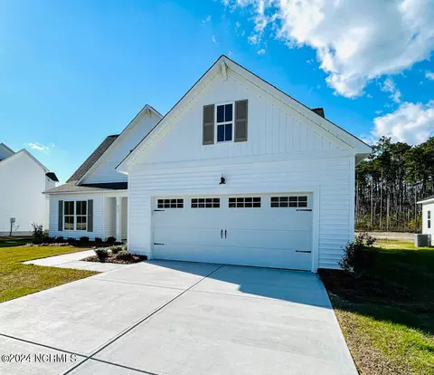 815 Cooke Dr, Hubert, NC 28539 photo 4