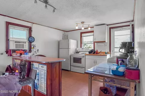 2007 New Bern St, Kill Devil Hills, NC 27948 photo 6