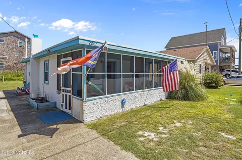 2007 New Bern St, Kill Devil Hills, NC 27948 photo 3