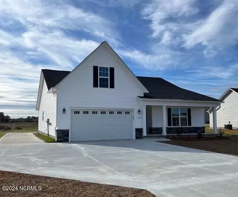 204 Grist Mill Dr, Havelock, NC 28532