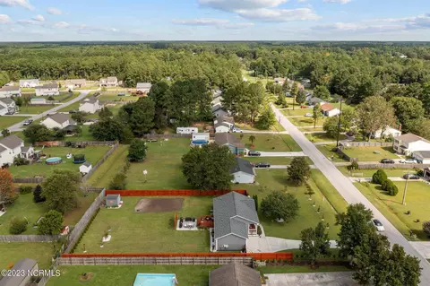 311 Riggs Rd, Hubert, NC 28539 photo 56