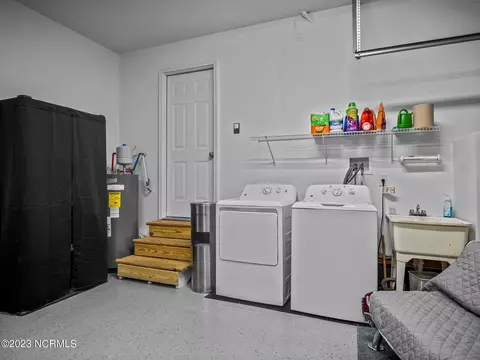 311 Riggs Rd, Hubert, NC 28539 photo 24