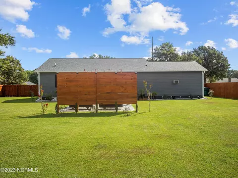 311 Riggs Rd, Hubert, NC 28539 photo 46