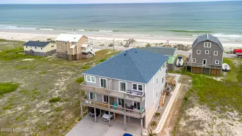 944 New River Inlet Rd, North Topsail Beach, NC 28460
