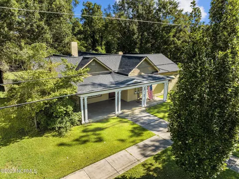 601 Second St, Ayden, NC 28513 photo 3