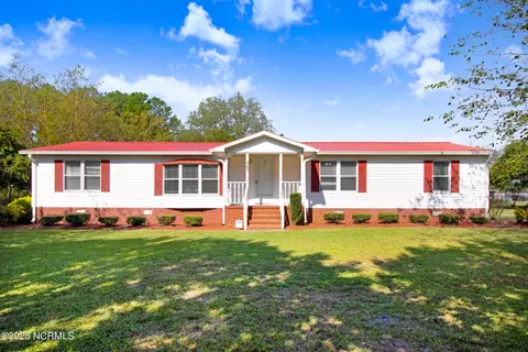 843 Norwood Ezzell Rd, Mount Olive, NC 28365