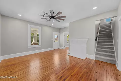420 E 9th St, Washington, NC 27889 photo 13