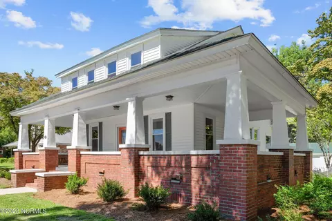 420 E 9th St, Washington, NC 27889