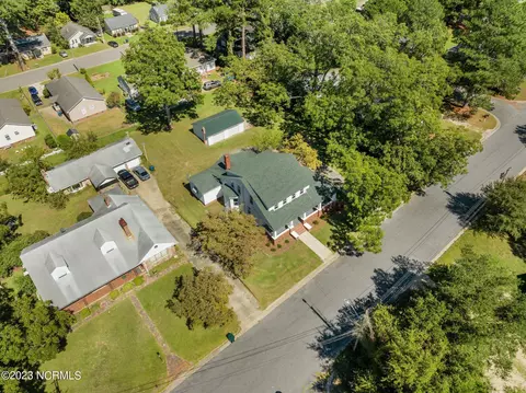 420 E 9th St, Washington, NC 27889 photo 11