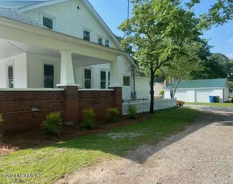 420 E 9th St, Washington, NC 27889 photo 8