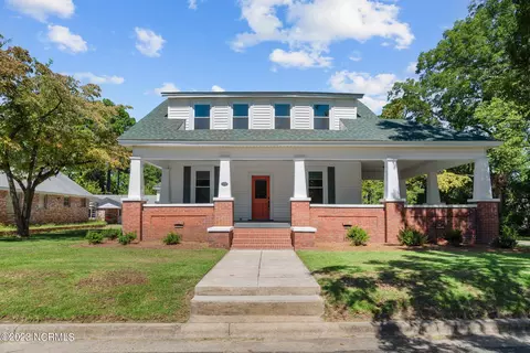 420 E 9th St, Washington, NC 27889 photo 2