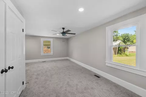 420 E 9th St, Washington, NC 27889 photo 24