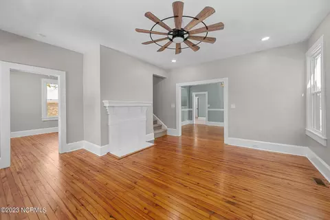 420 E 9th St, Washington, NC 27889 photo 14